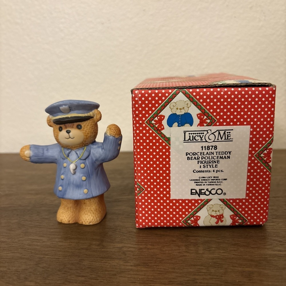 Lucy & Me Traffic Cop Policeman Bear Directing Traffic Lucy‎ Rigg ENESCO 1984